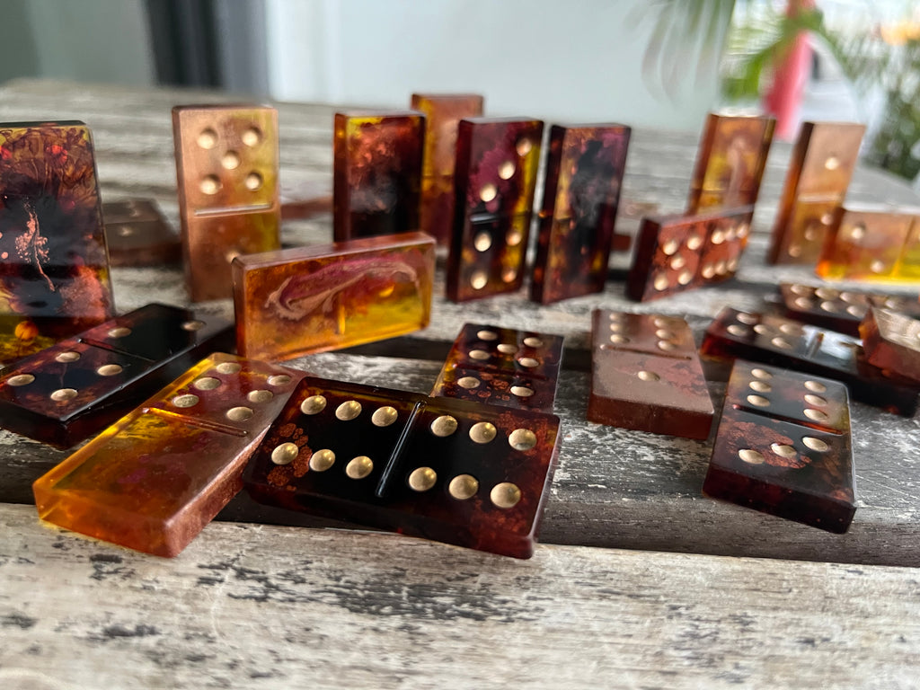 Burnt Honey Domino Set