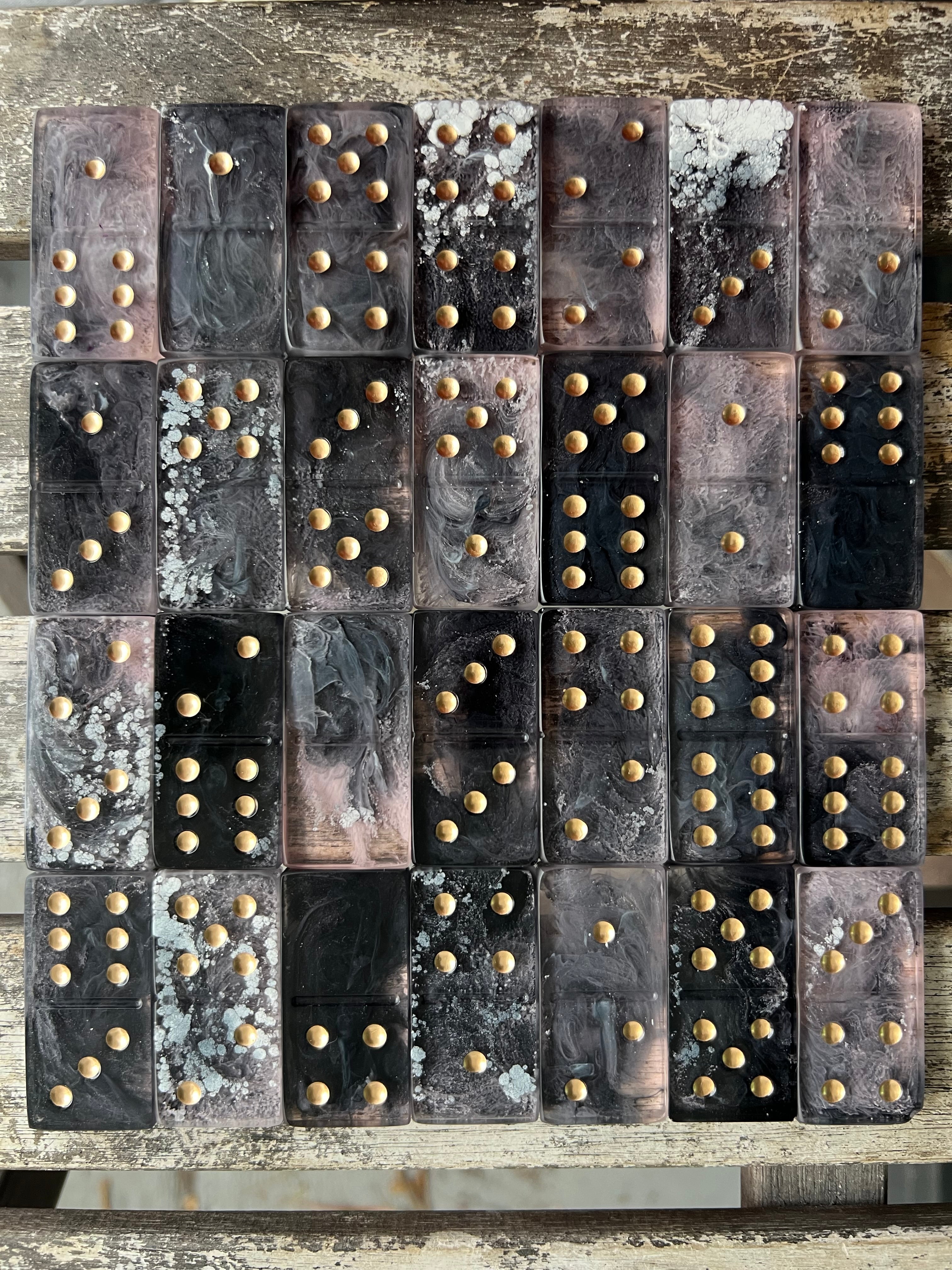 Shadow Rose Domino Set