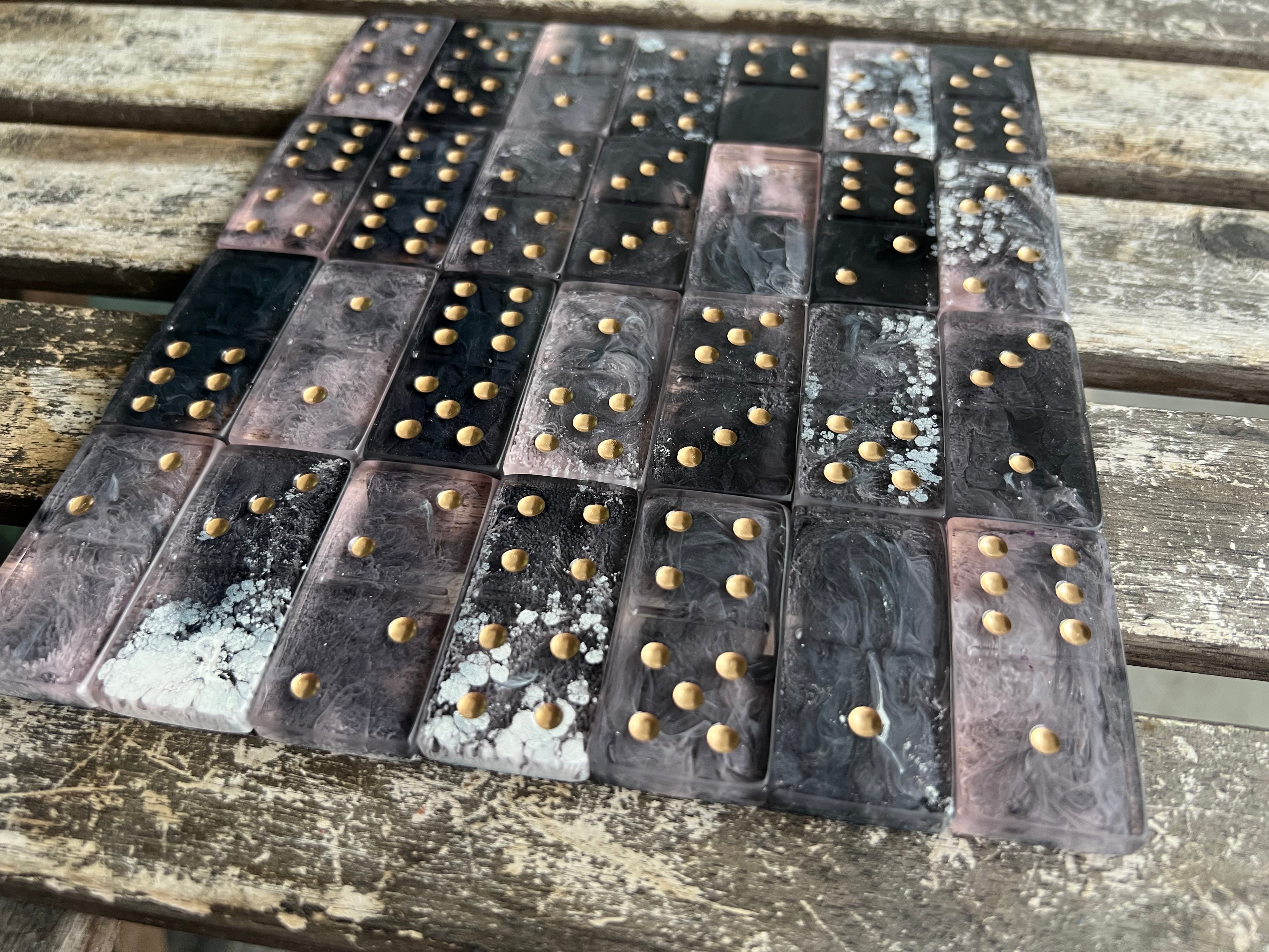 Shadow Rose Domino Set